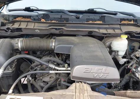 2015 Ram 1500 z USA, uszkodzony, nr VIN 1C6RR6GG4FS553726